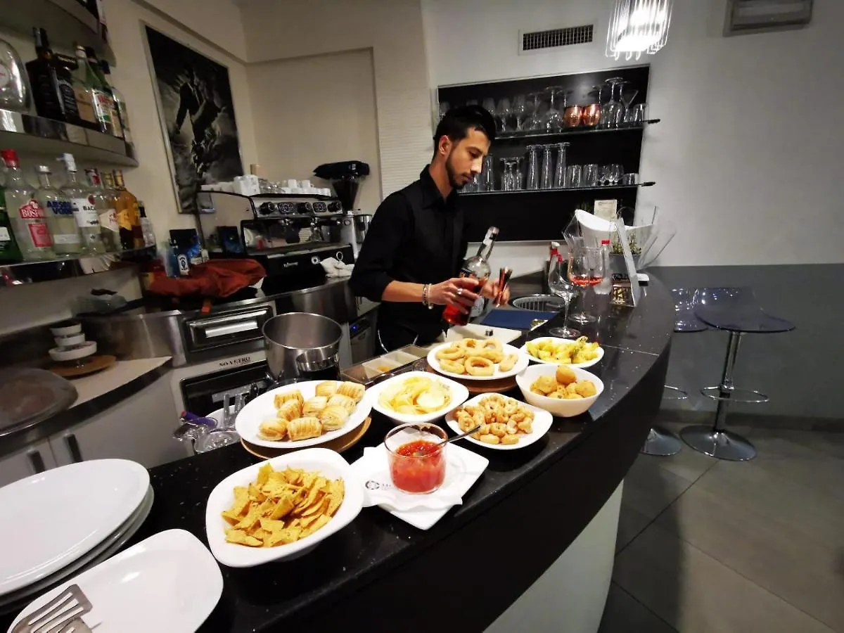 Continental Urban Art Hotel 졸라프레도사